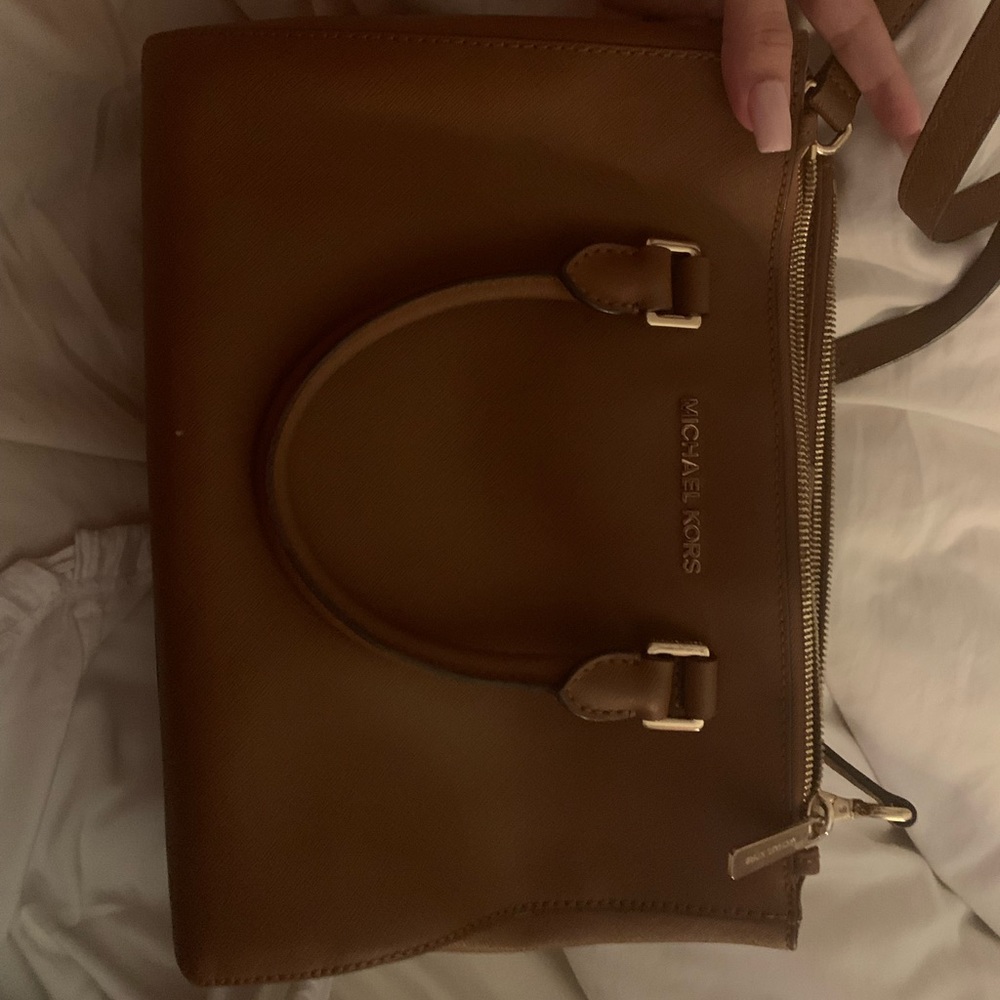 Michael kors purse